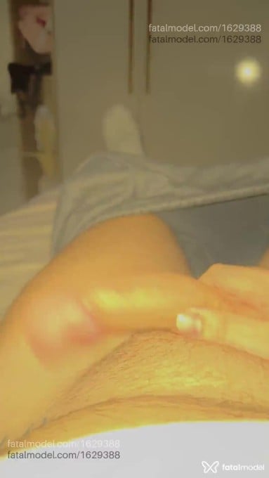 Acompanhante homem com cabelo castanho de olhos castanhos em São Paulo Acompanhante homem com cabelo castanho de olhos castanhos em São Paulo - Oliver