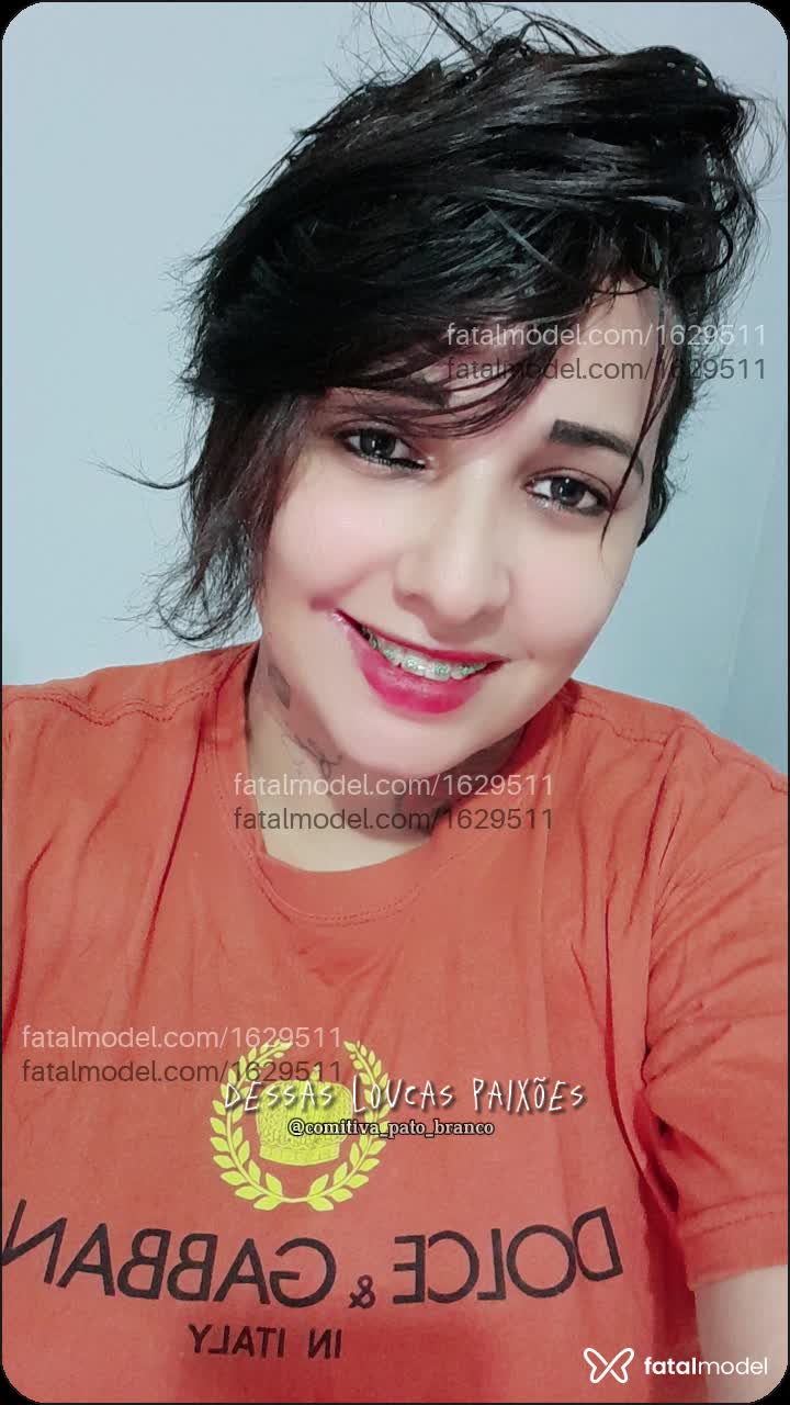 Acompanhante mulher morena (o) de olhos mel em Dobrada Acompanhante mulher morena (o) de olhos mel em Dobrada - BIANKINHA