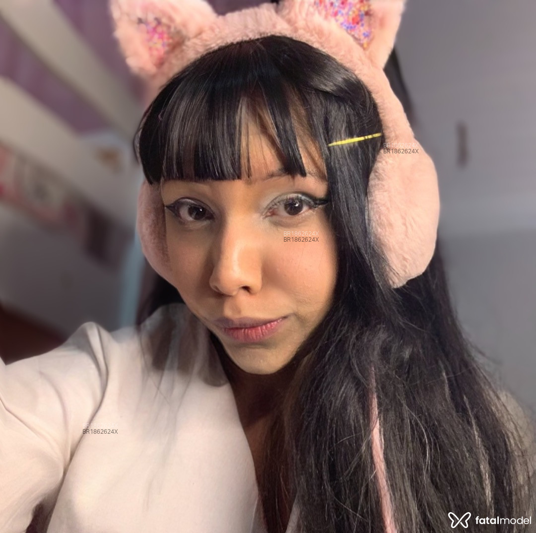 Acompanhante mulher trans morena (o) de olhos castanhos - Gabriela