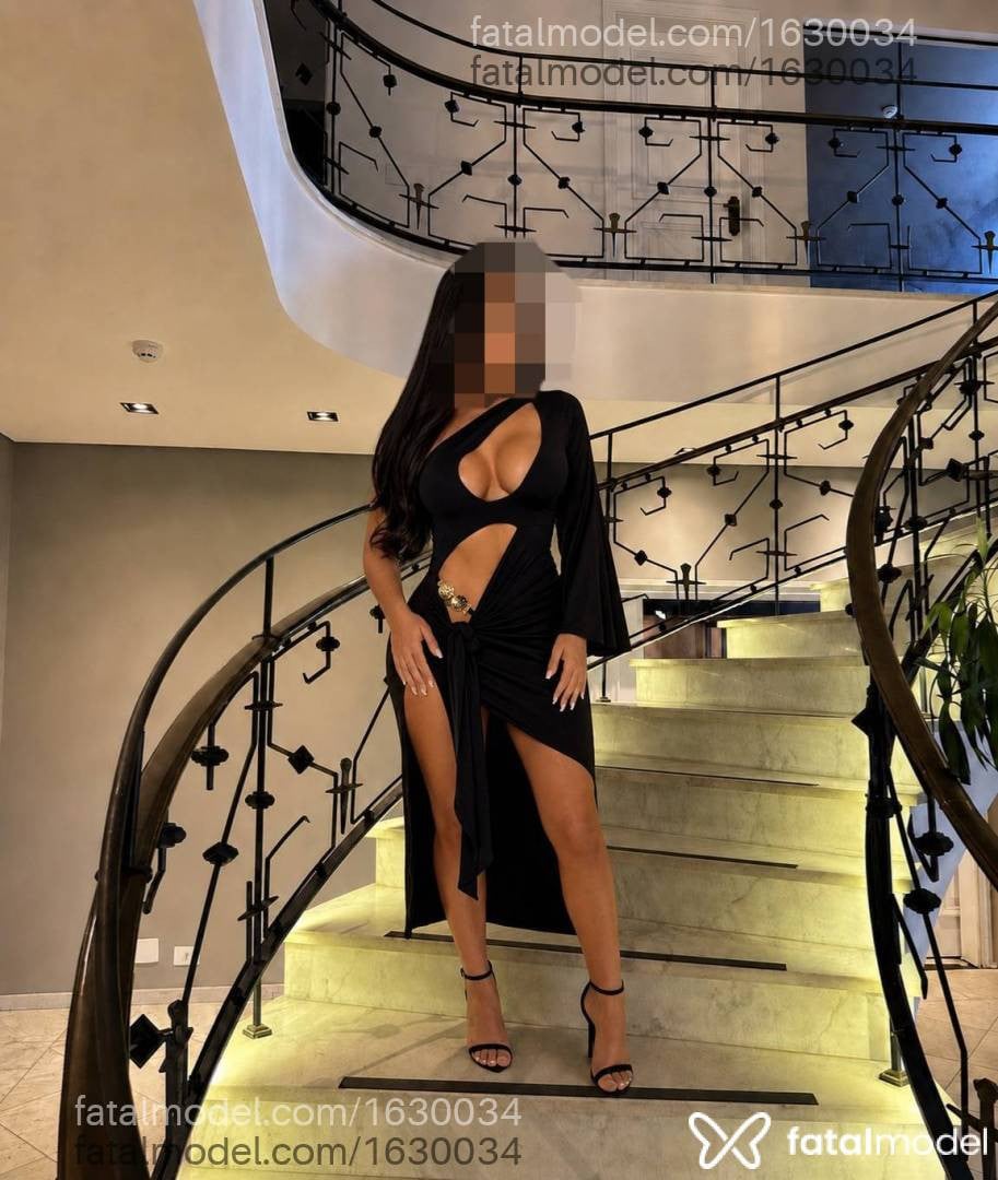 Acompanhante mulher morena (o) de olhos castanhos em Curitiba - Antonelli Gutierez