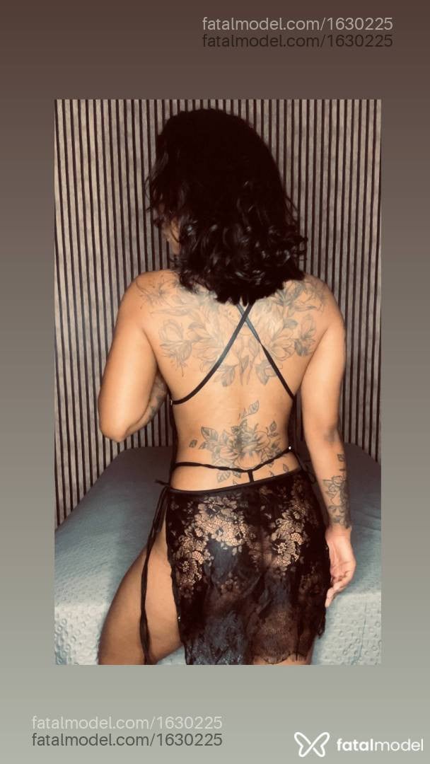 Acompanhante mulher morena (o) de olhos pretos em Uberlândia - Alana Souza