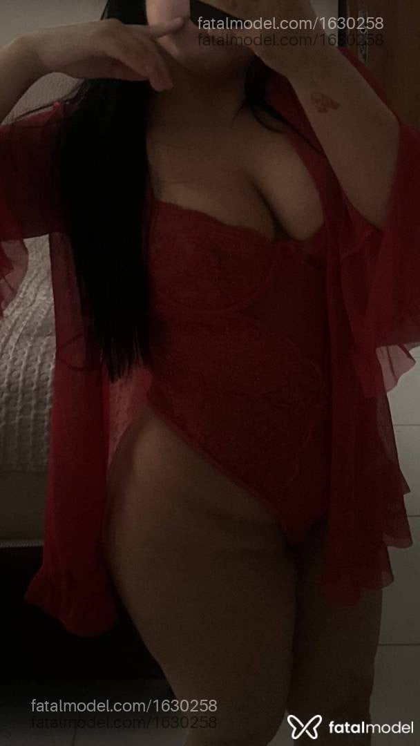 Acompanhante mulher morena (o) de olhos castanhos - Alice