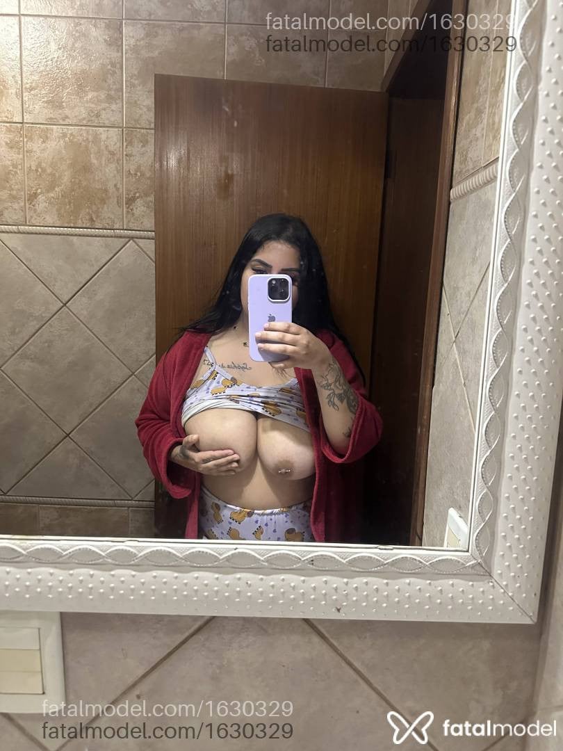 Acompanhante mulher morena (o) de olhos castanhos - Catherine