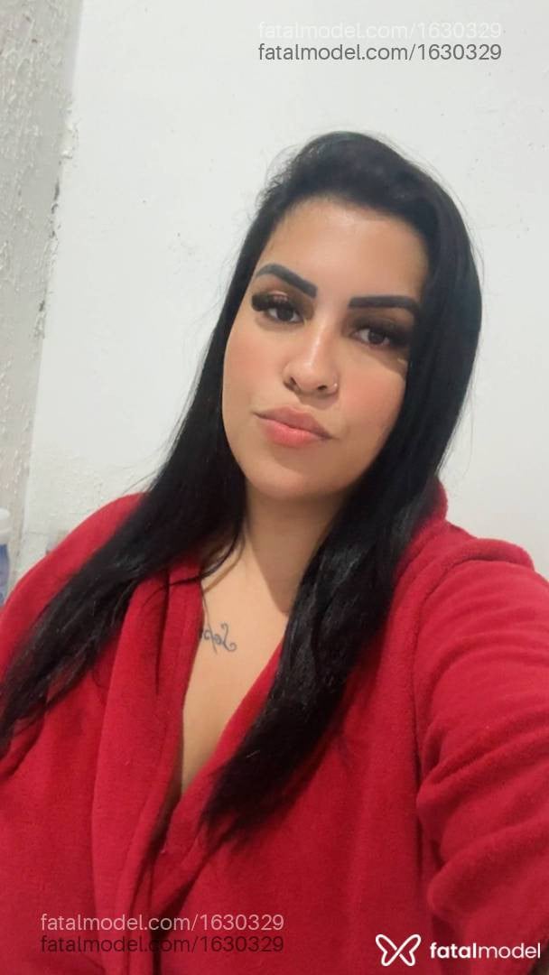 Acompanhante mulher morena (o) de olhos castanhos - Catherine