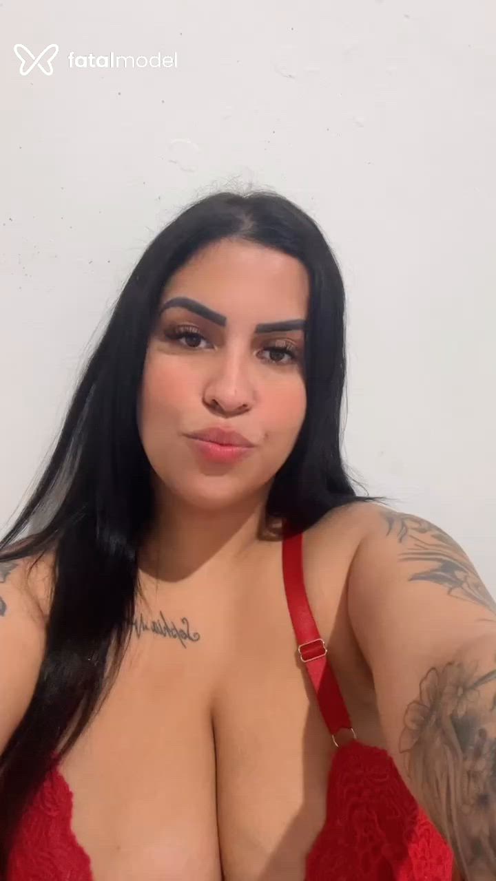 Acompanhante mulher morena (o) de olhos castanhos - Catherine