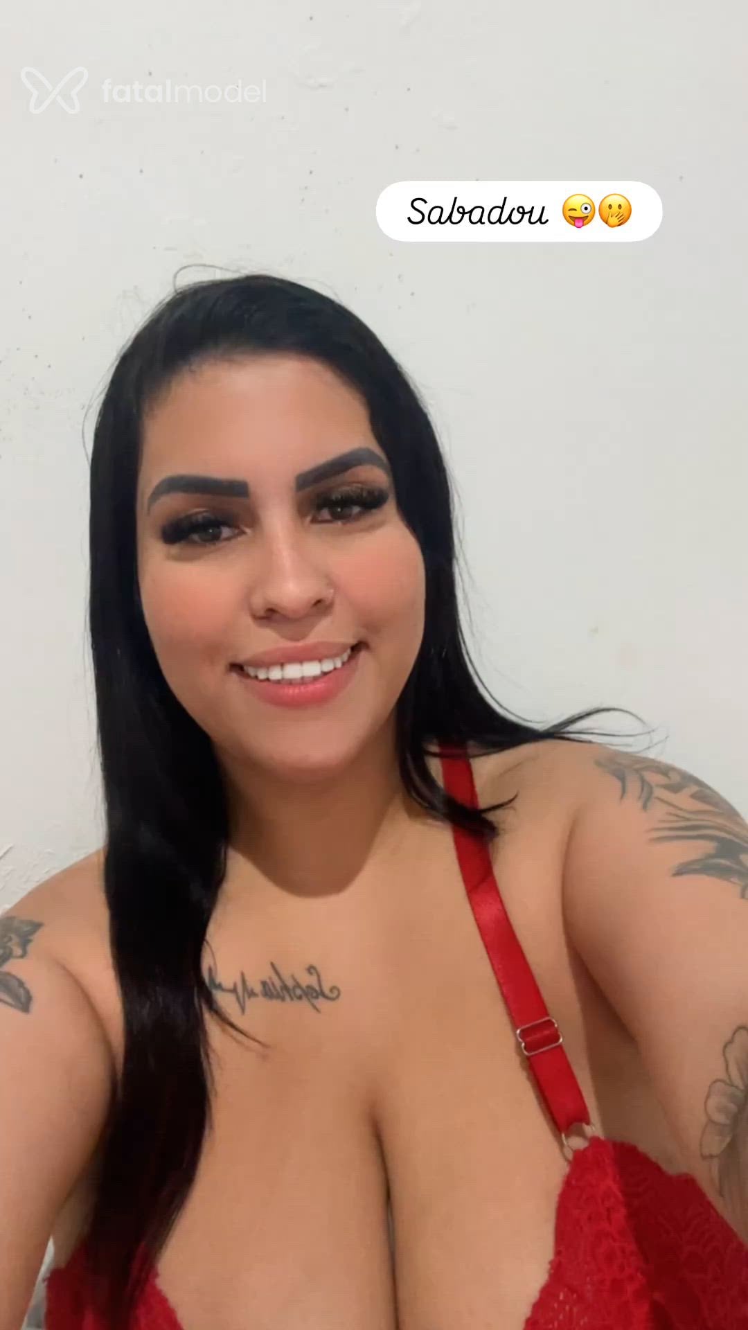 Acompanhante mulher morena (o) de olhos castanhos - Catherine