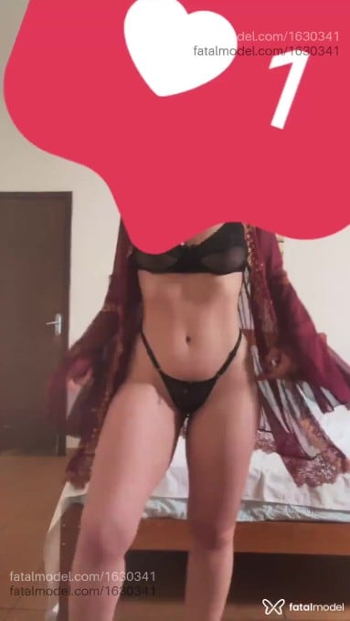 Acompanhante mulher ruiva (o) de olhos castanhos - Gabi