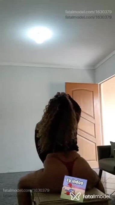 Acompanhante mulher loira (o) de olhos castanhos em Itajaí - Jade Bitt