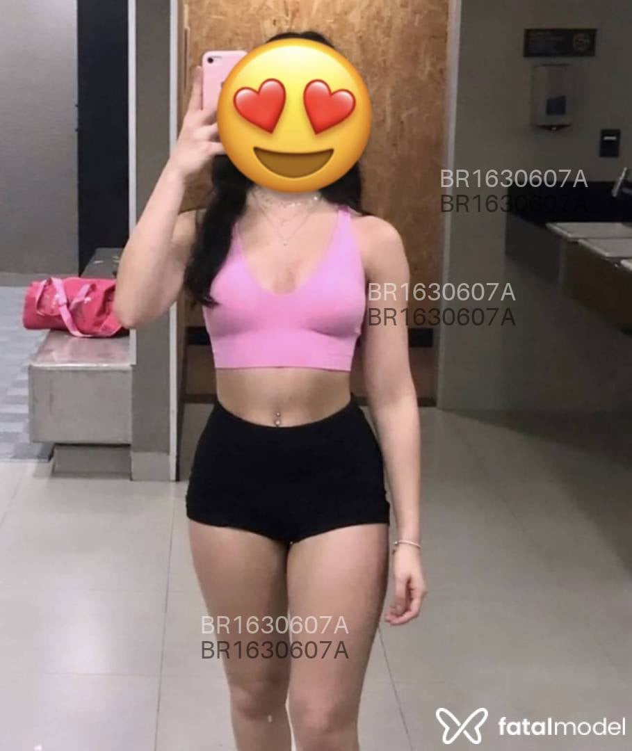 Acompanhante mulher morena (o) de olhos verdes em Arapongas Acompanhante mulher morena (o) de olhos verdes em Arapongas - Camily Monteiro