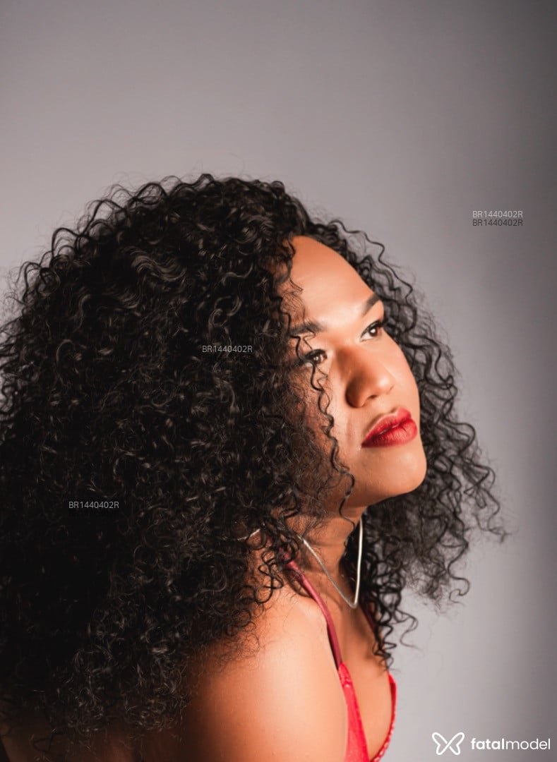 Acompanhante mulher trans morena (o) de olhos pretos em Belo Horizonte Acompanhante mulher trans morena (o) de olhos pretos em Belo Horizonte - Kiara Torres