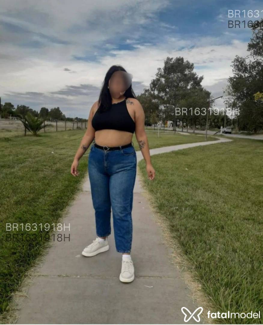 Acompanhante mulher com cabelo castanho de olhos castanhos em Taquaritinga Acompanhante mulher com cabelo castanho de olhos castanhos em Taquaritinga - Anna Gabriela
