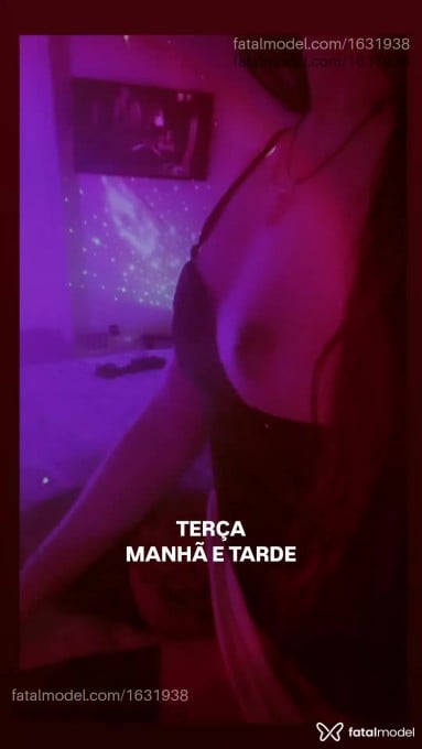 Acompanhante mulher trans morena (o) de olhos castanhos em Lages Acompanhante mulher trans morena (o) de olhos castanhos em Lages - Júlia