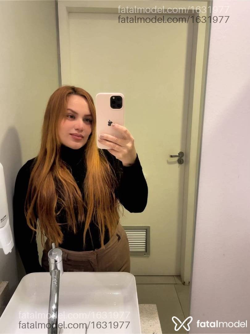 Acompanhante mulher ruiva (o) de olhos verdes - Mariana