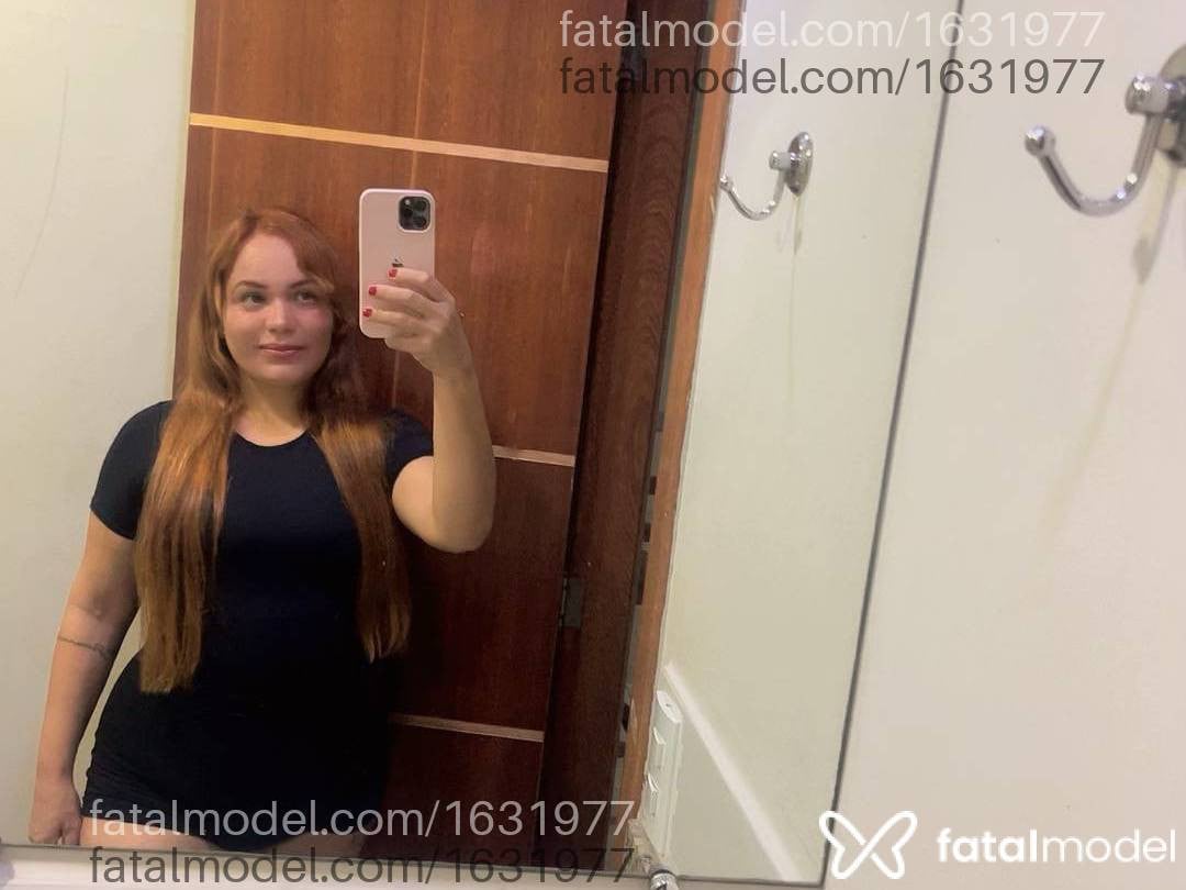 Acompanhante mulher ruiva (o) de olhos verdes em Colatina - Mariana