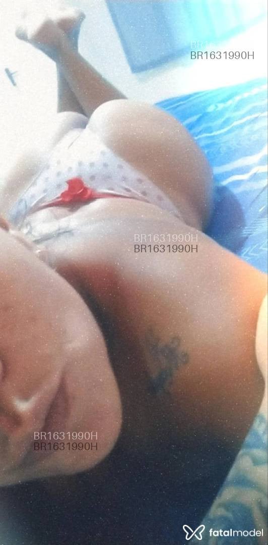 Acompanhante mulher com cabelo castanho de olhos castanhos em Canoinhas Acompanhante mulher com cabelo castanho de olhos castanhos em Canoinhas - Luara