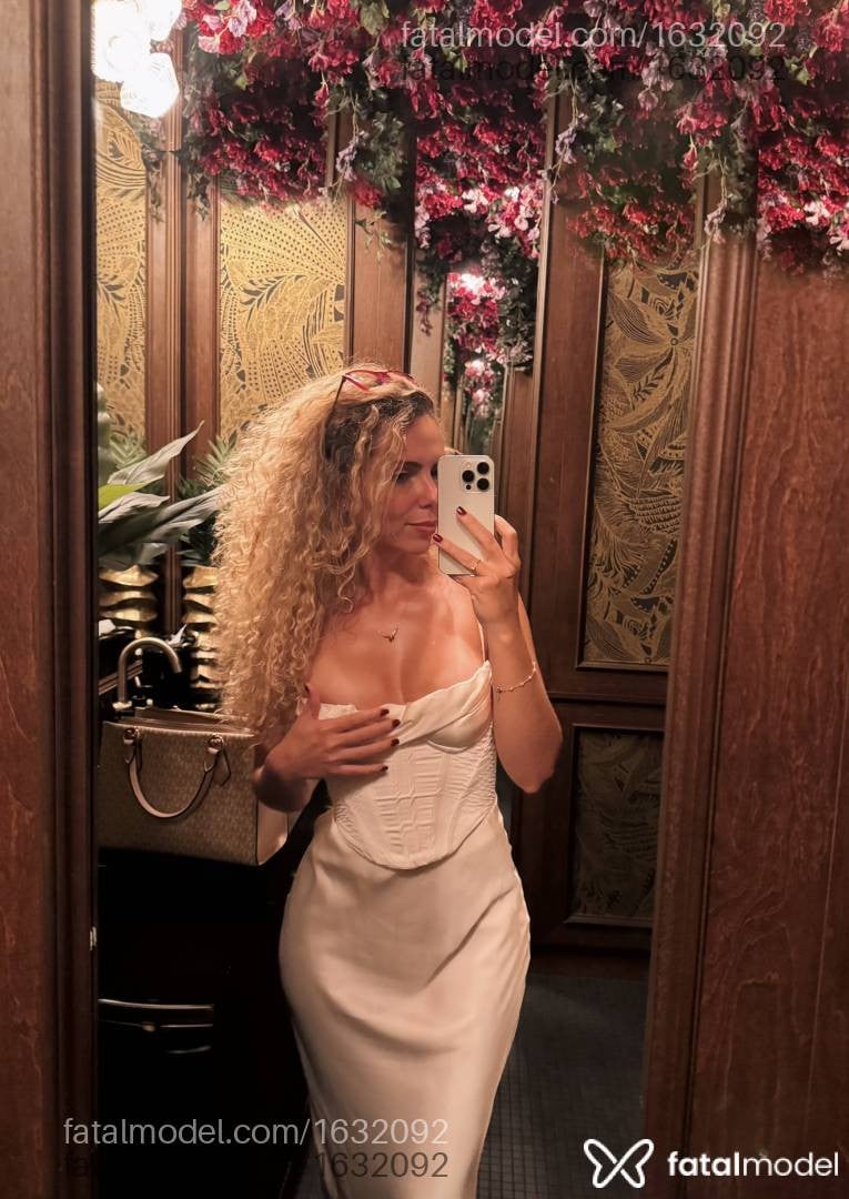 Acompanhante mulher loira (o) de olhos mel em Rio de Janeiro - Gabriela Henrique