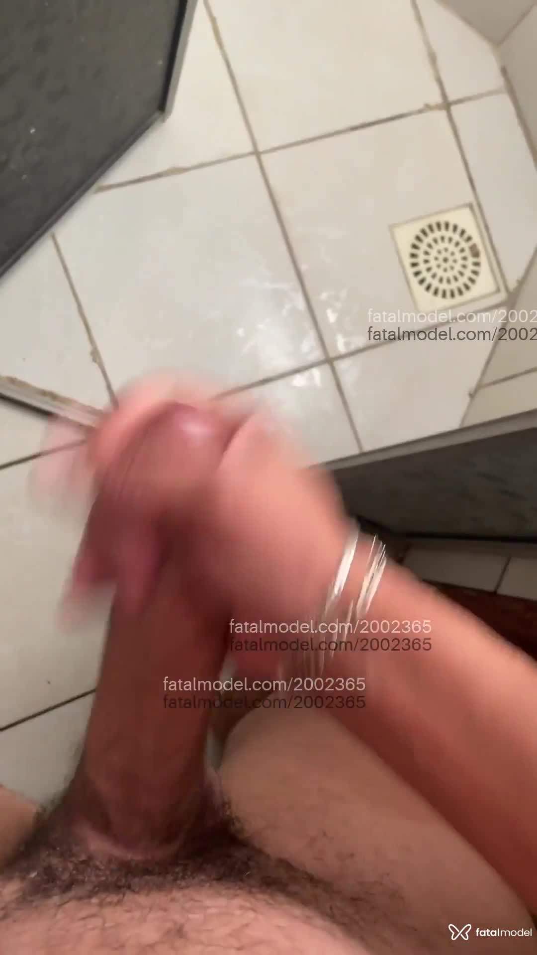 Acompanhante homem com cabelo castanho de olhos castanhos em Goiânia - Marcos Oliver