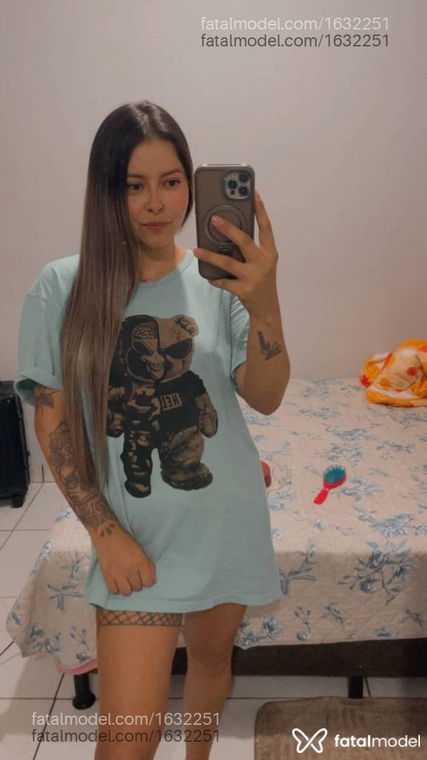 Acompanhante mulher loira (o) de olhos castanhos em Barra do Garças - Mirella Martins
