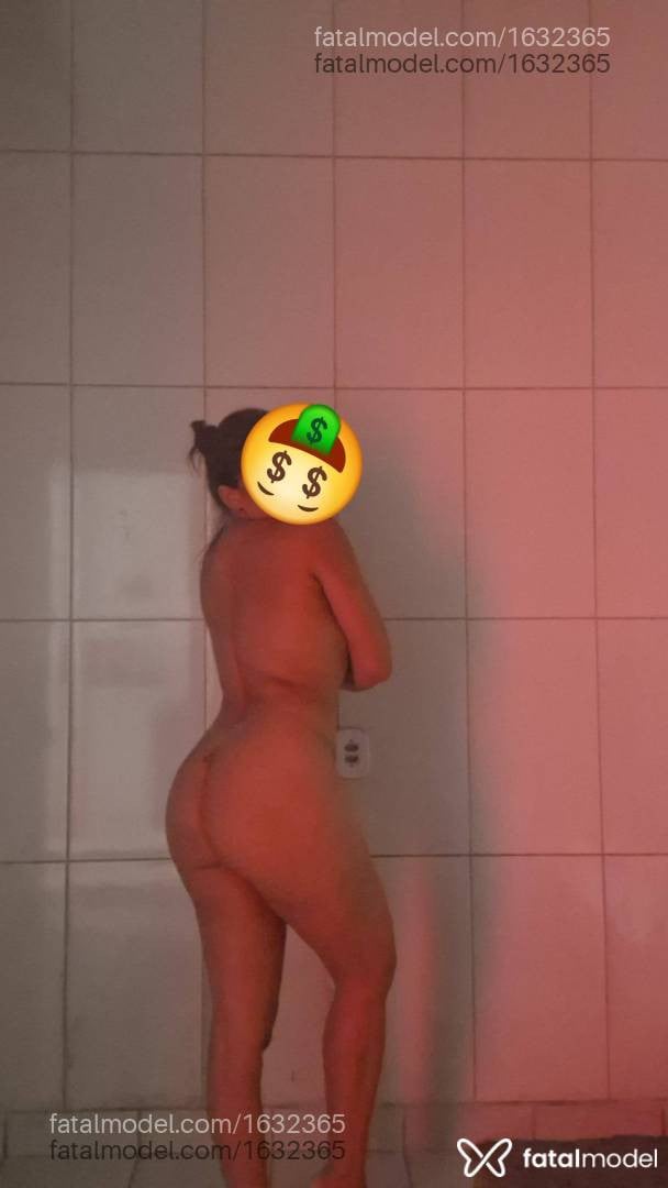 Acompanhante mulher com cabelo castanho de olhos castanhos - Mary