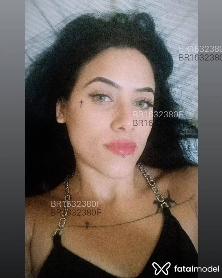 Acompanhante mulher morena (o) de olhos castanhos - Babi Bortolazzo Acompanhante mulher morena (o) de olhos castanhos - Babi Bortolazzo