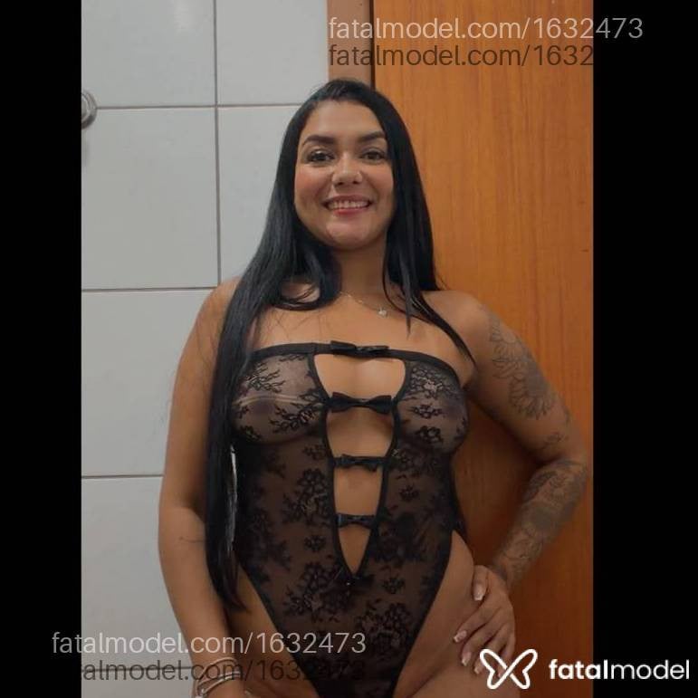 Acompanhante mulher morena (o) de olhos pretos - Serena