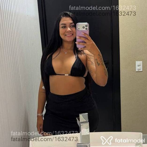Acompanhante mulher morena (o) de olhos pretos - Serena