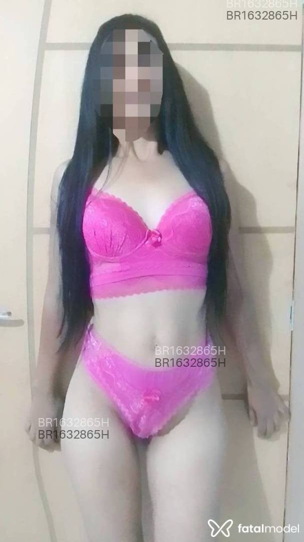 Acompanhante mulher morena (o) de olhos castanhos em Guarapuava - Luana