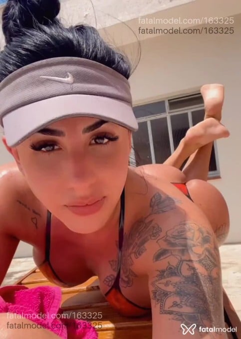 Acompanhante mulher trans morena (o) de olhos castanhos em Andradas - Isabelle Fortunatt