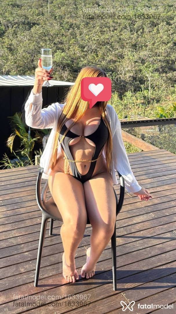 Acompanhante mulher loira (o) de olhos castanhos em Patos de Minas - Ana clara