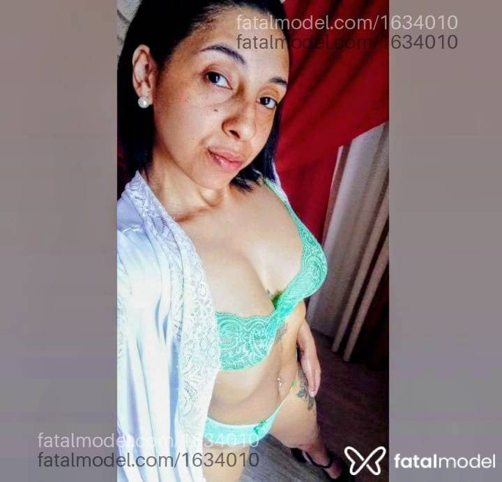 Acompanhante mulher morena (o) de olhos mel - Laura Rech