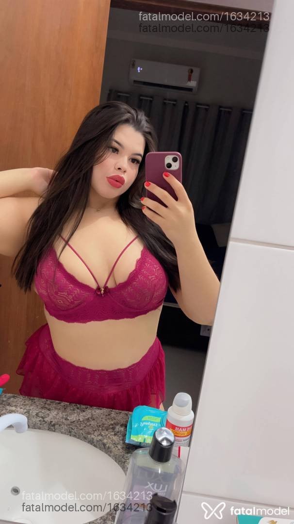 Acompanhante mulher com cabelo castanho de olhos castanhos - Bianca Sorano