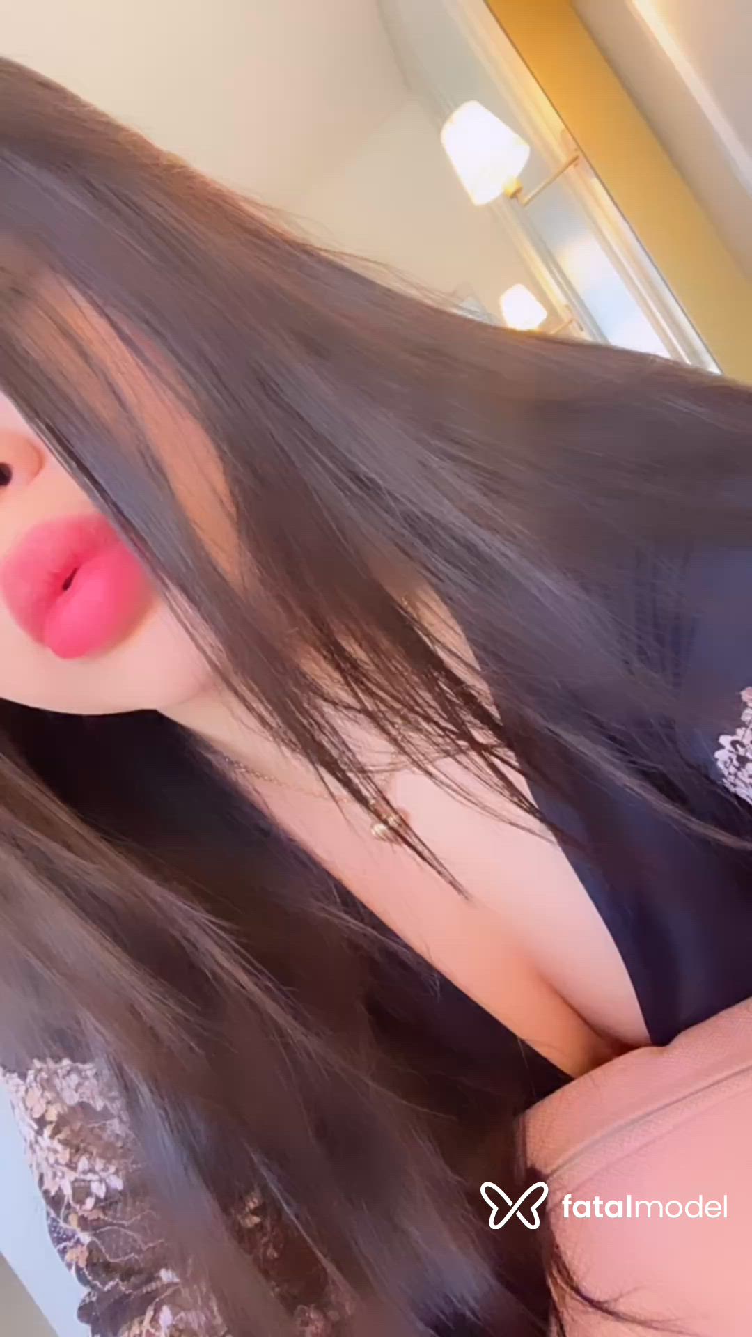 Acompanhante mulher com cabelo castanho de olhos castanhos - Bianca Sorano