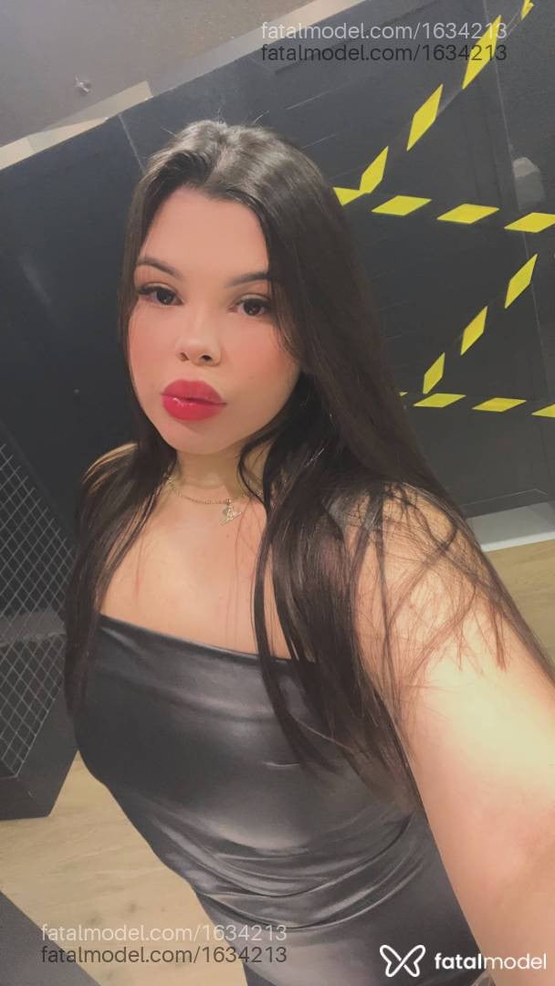 Acompanhante mulher com cabelo castanho de olhos castanhos em Sorriso Acompanhante mulher com cabelo castanho de olhos castanhos em Sorriso - Bianca Sorano