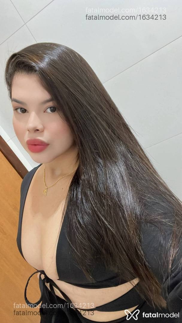 Acompanhante mulher com cabelo castanho de olhos castanhos - Bianca Sorano