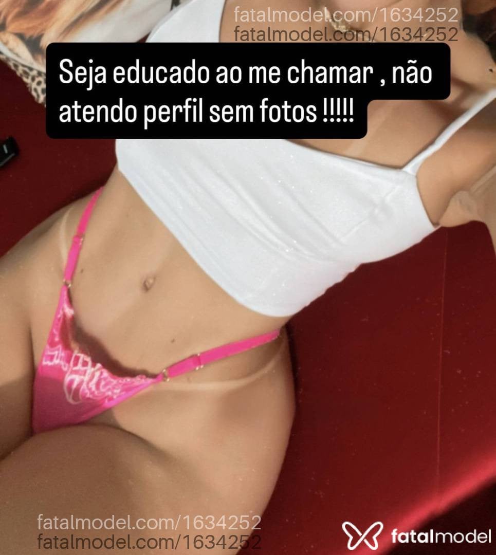 Acompanhante mulher loira (o) de olhos mel em Frederico Westphalen - Bianca