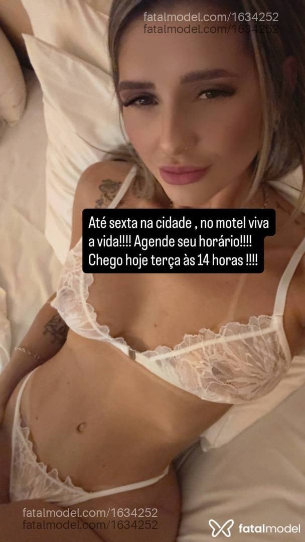 Acompanhante mulher loira (o) de olhos mel - Bianca