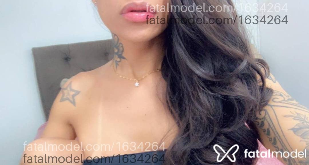 Acompanhante mulher trans morena (o) de olhos castanhos em Virtual - Sasá