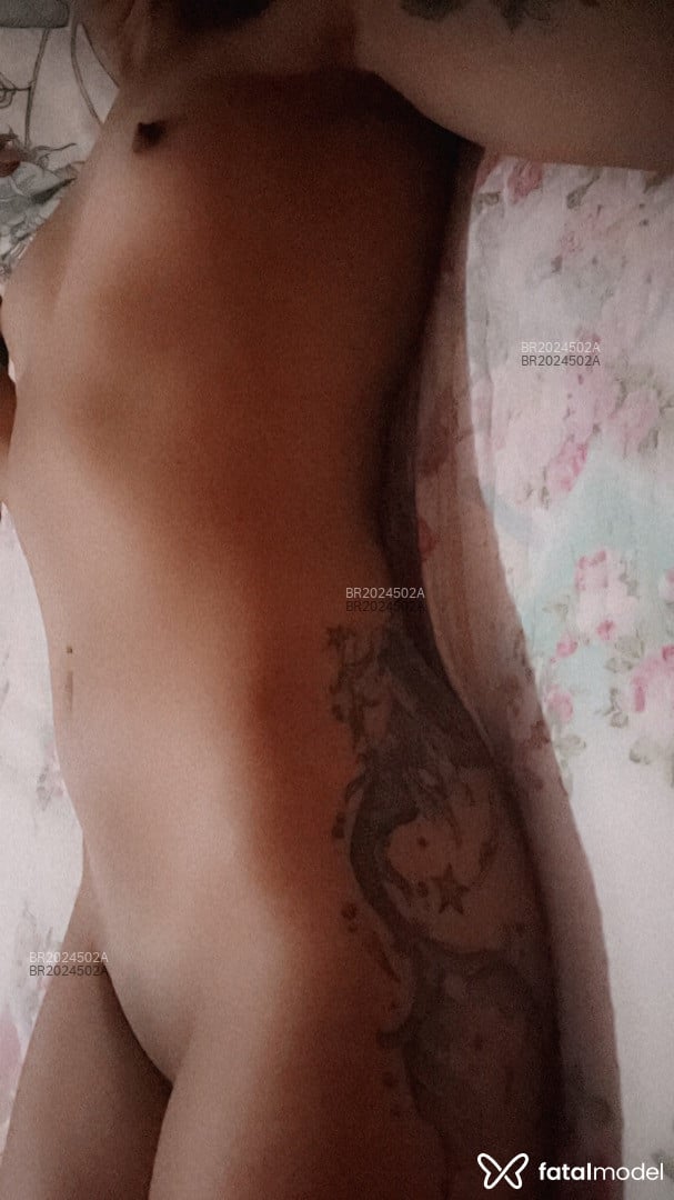 Acompanhante mulher trans morena (o) de olhos castanhos em Renascença - Natacha