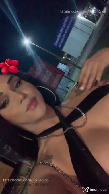 Acompanhante travesti morena (o) de olhos castanhos em Fernandópolis Acompanhante travesti morena (o) de olhos castanhos em Fernandópolis - LUNA TRINDADE