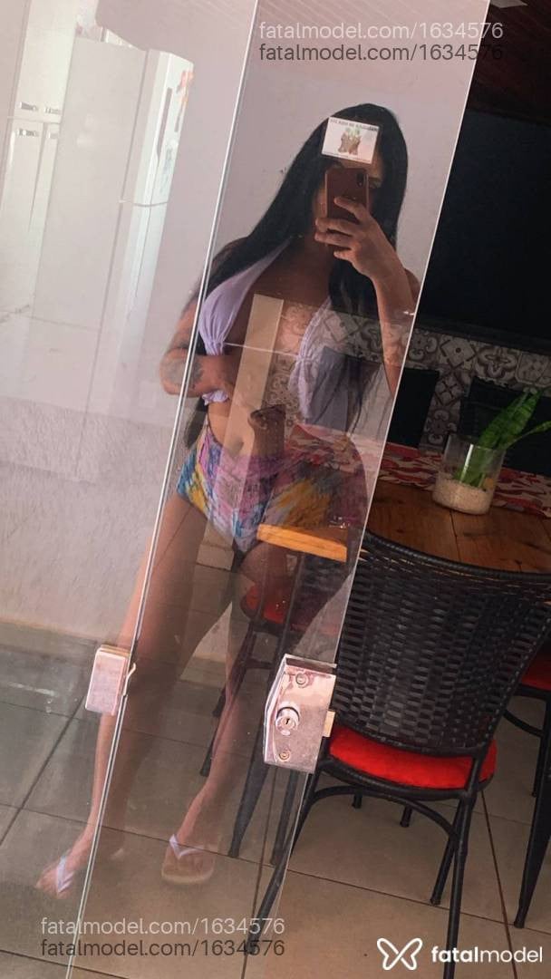 Acompanhante travesti morena (o) de olhos castanhos - LUNA TRINDADE