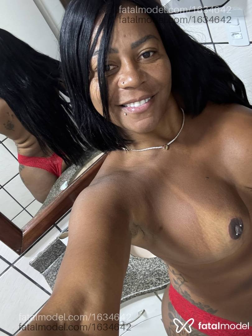 Acompanhante mulher morena (o) de olhos castanhos - Gabi morais