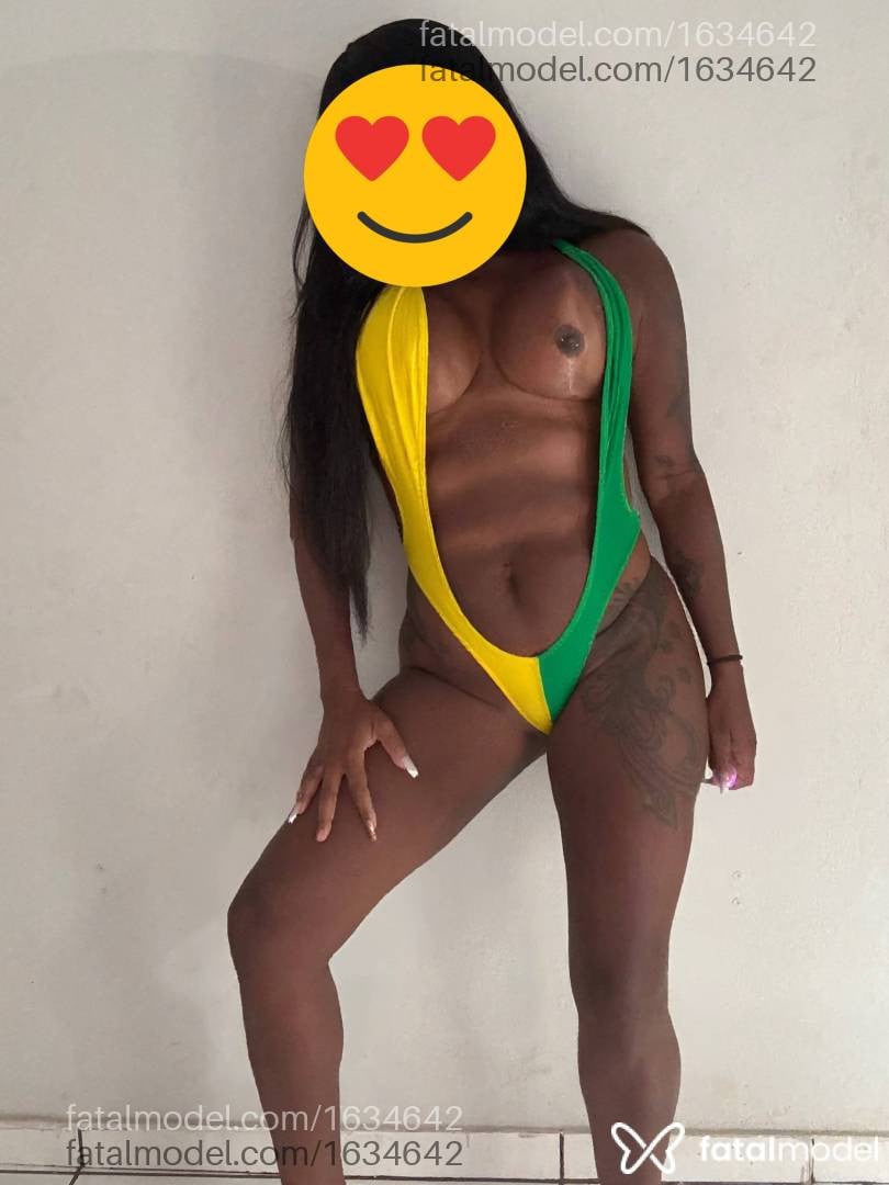 Acompanhante mulher morena (o) de olhos castanhos - Gabi morais