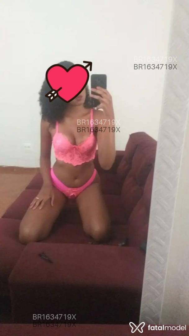Acompanhante mulher morena (o) de olhos castanhos em São José do Rio Preto - Brunna Black