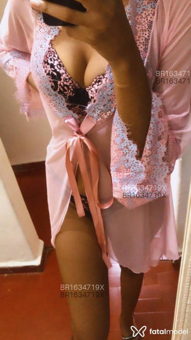 Acompanhante mulher morena (o) de olhos castanhos em São José do Rio Preto - Brunna Black