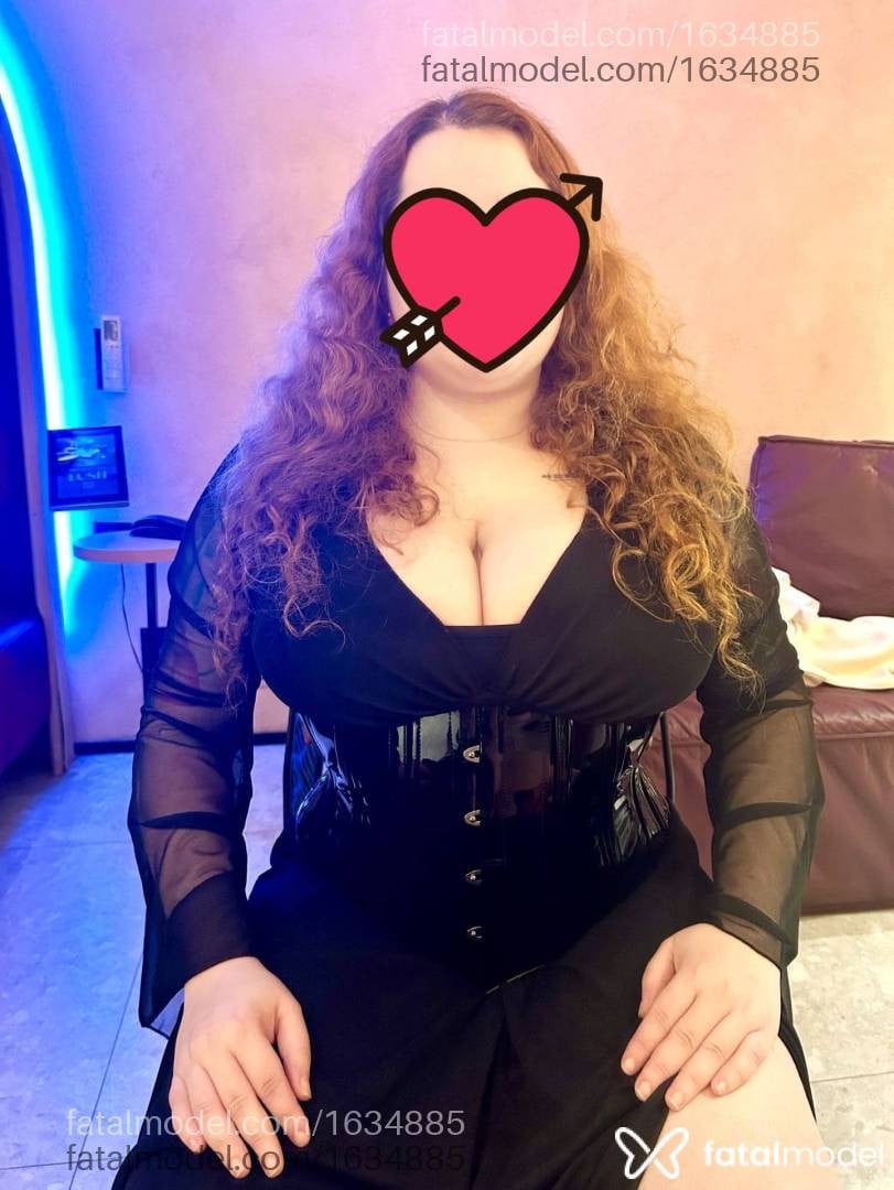 Acompanhante mulher ruiva (o) de olhos verdes em São Paulo - Lídia Sinner