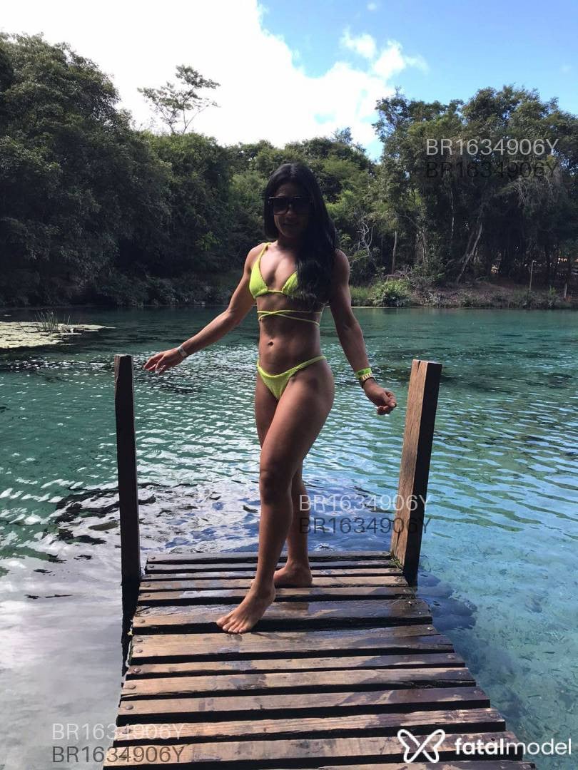 Acompanhante mulher morena (o) de olhos mel em Salvador - Diana