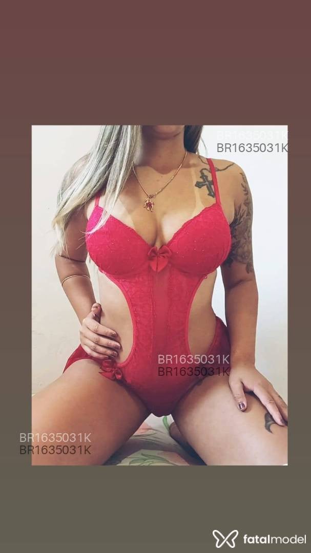 Acompanhante mulher loira (o) de olhos castanhos em Caldas Novas - Luana Bittecount