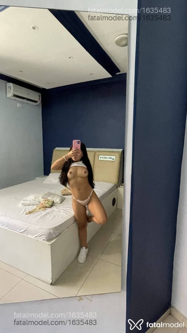 Acompanhante mulher morena (o) de olhos mel - Aninha