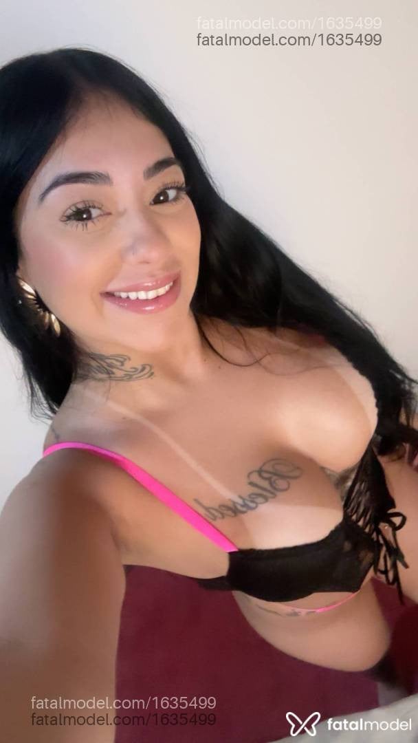 Acompanhante mulher morena (o) de olhos castanhos em São José - Camila