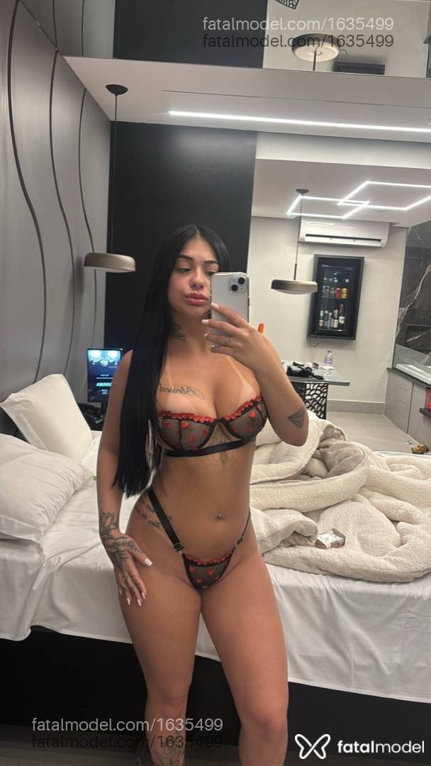 Acompanhante mulher morena (o) de olhos castanhos - Camila